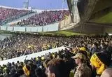 درگیری خونین هواداران پرسپولیس و سپاهان پیش از بازی حساس / هوادار پرسپولیس را... 