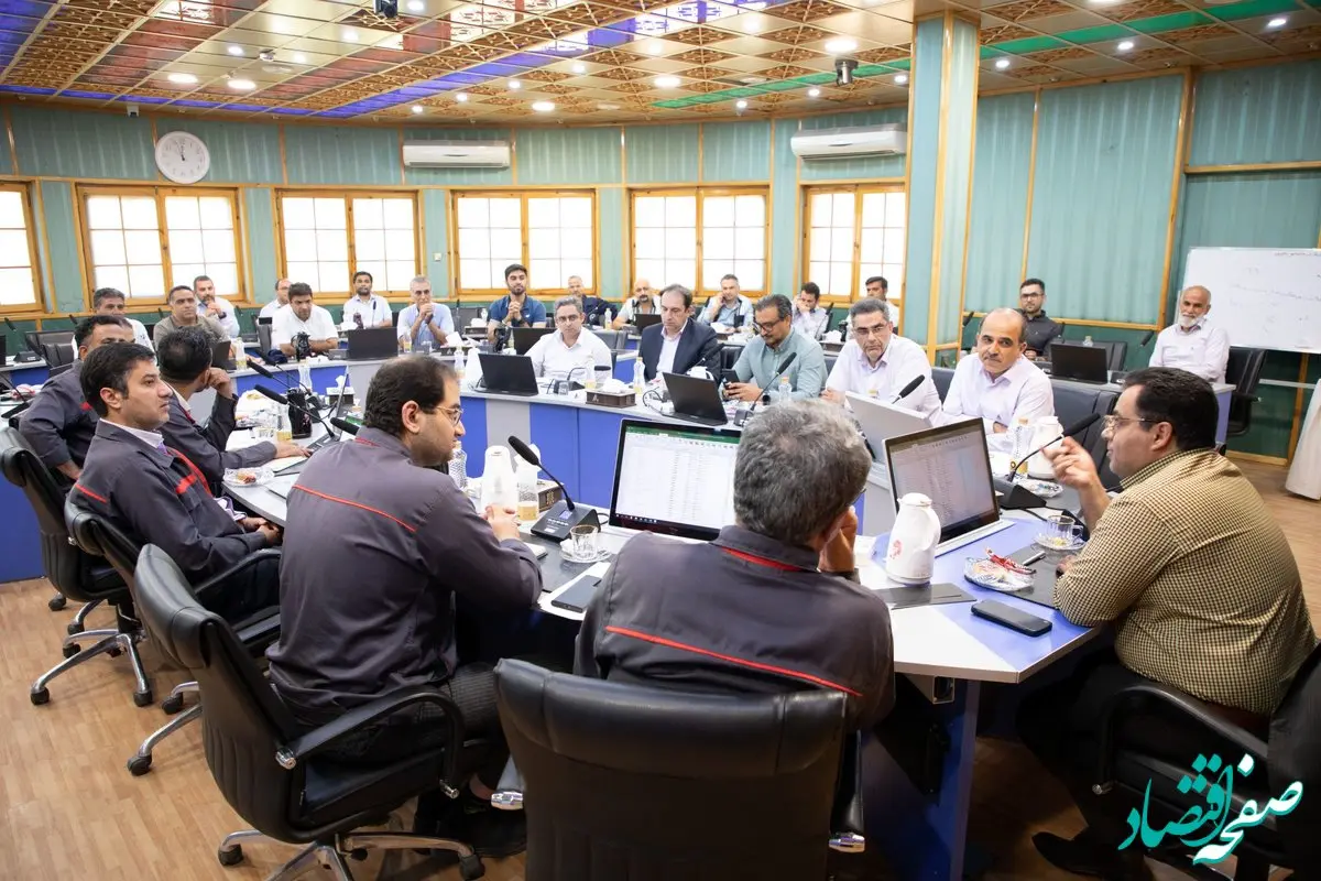 جلسه پایش وضعیت پیمانکاران طرح های توسعه شرکت فولاد آلیاژی ایران با مدیران و رؤسای شرکت‌های پیمانکاری برگزار شد