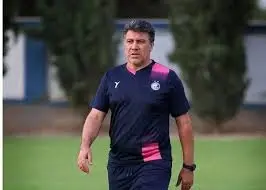 نوازی از استقلال اخراج شد ! | تصمیم عجیب سرمربی استقلال