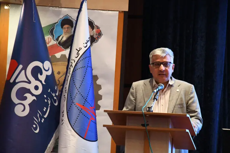 مدیر اکتشاف در هفتمین دوره کنفرانس ژئوفیزیک کاربردی در اکتشاف گفت: ژئوفیزیک ستون فقرات اکتشاف است / ضرورت بازنگری در سازوکارهای اکتشاف با محوریت داده‌های ژئوفیزیکی