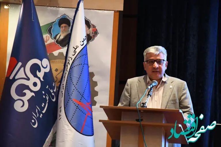 مدیر اکتشاف در هفتمین دوره کنفرانس ژئوفیزیک کاربردی در اکتشاف گفت: ژئوفیزیک ستون فقرات اکتشاف است / ضرورت بازنگری در سازوکارهای اکتشاف با محوریت داده‌های ژئوفیزیکی