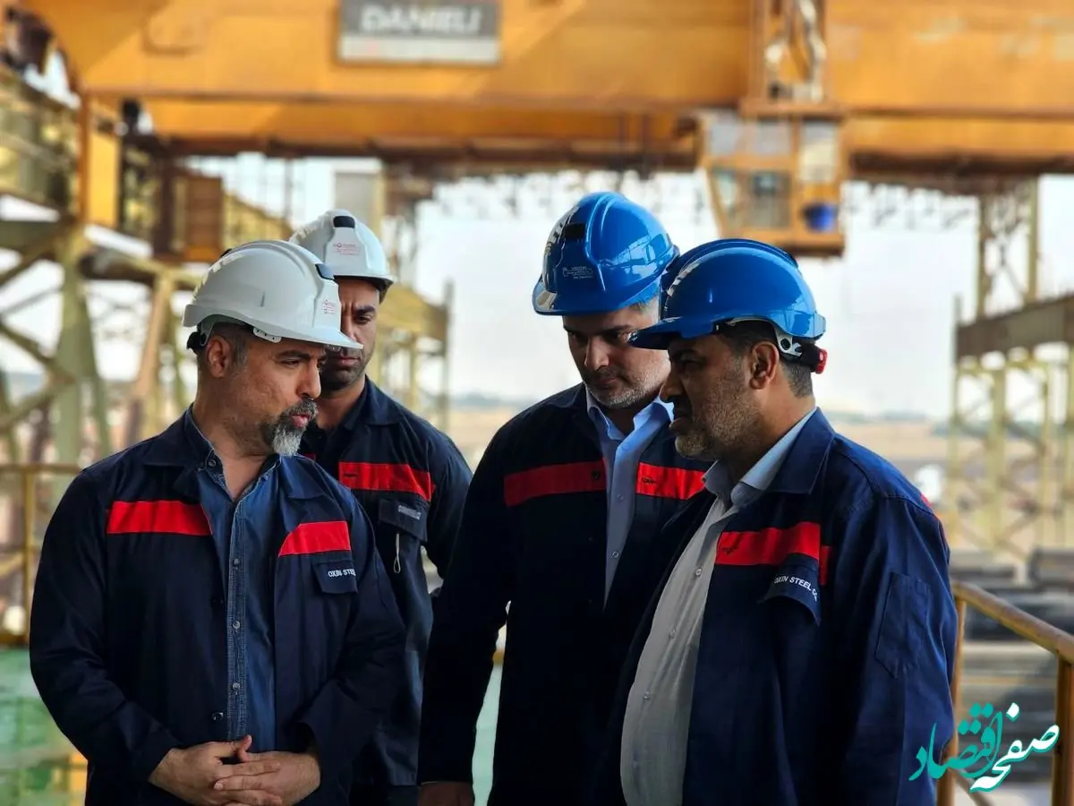 بازدید مدیرعامل و مدیران تولید شرکت فولاد اکسین خوزستان از خط تولید