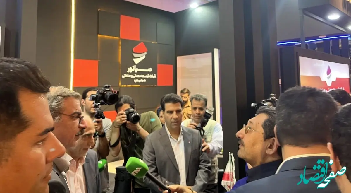 حضور وزیر صمت و معاون رییس جمهور زیمبابوه در غرفه صبانور