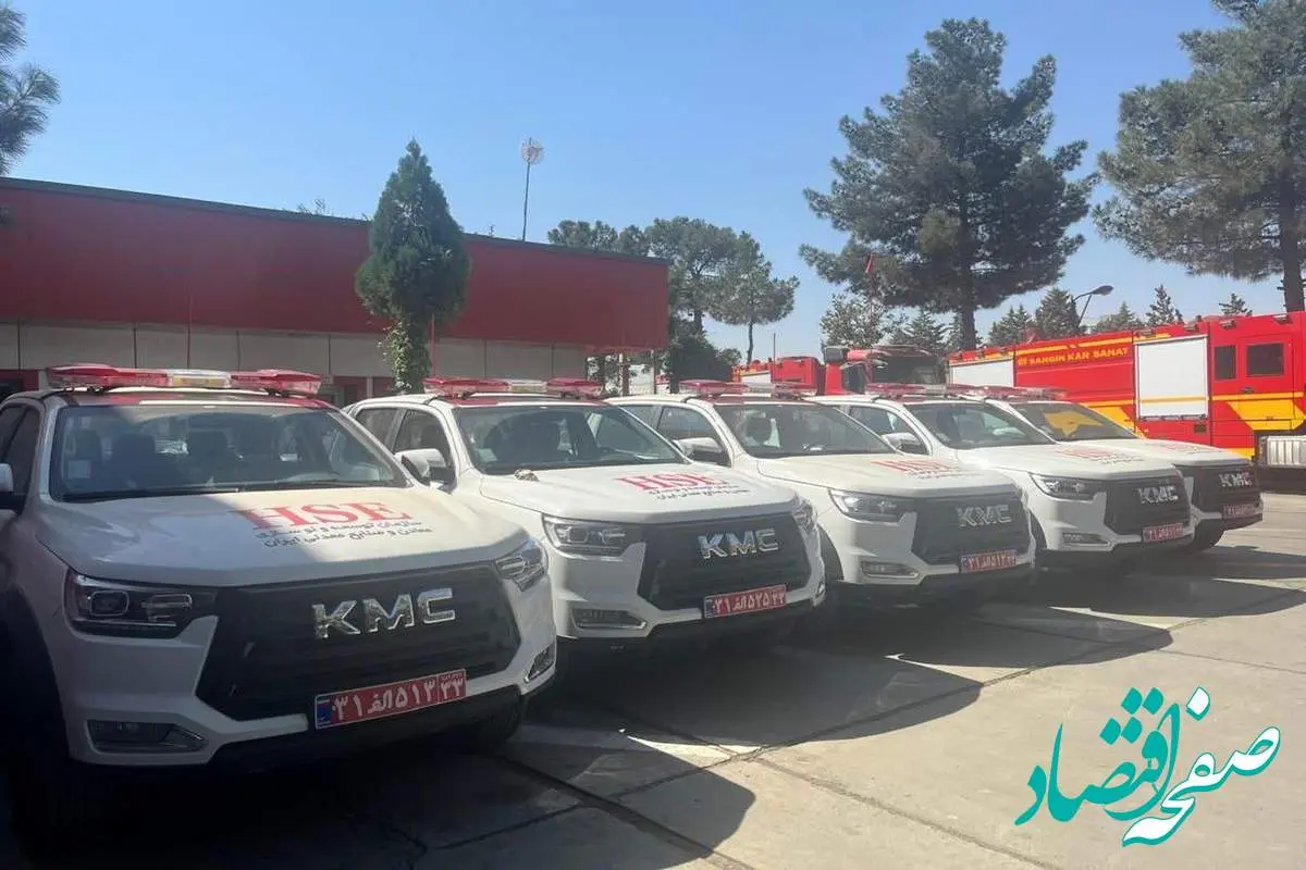 تحویل ۷ دستگاه وانت kmc به واحدها و مجتمع های HSE ایمیدرو