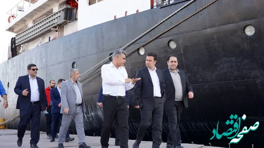 گزارش تصویری بازدید مدیر عامل شرکت نفت پاسارگاد از مجتمع تولید قیر و پایانه صادراتی بندرعباس