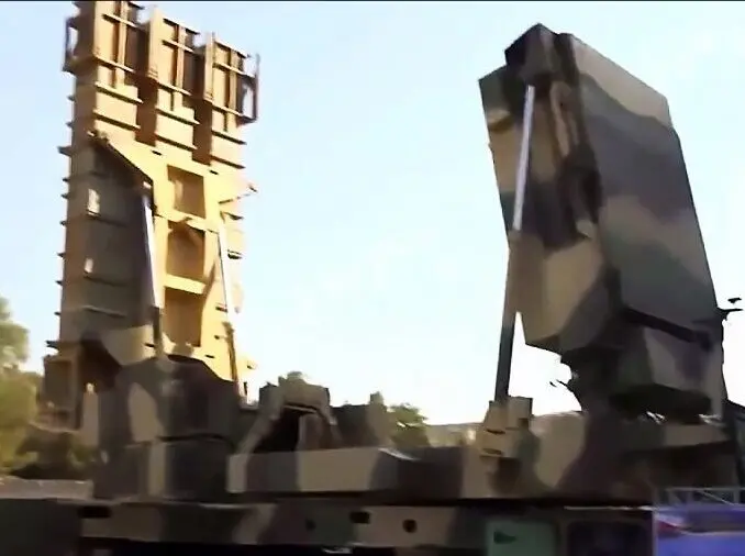 کری خوانی ارتش با دستیابی به توان انهدام اهداف دشمن در برد بیش از ۳۰۰ کیلومتر