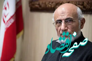 مضحکه واردات خودرو: مصطفی میرسلیم در لندکروز / مخالف واردات خودرو، سوار بر خودروی وارداتی