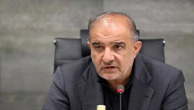 از انتقاد از واردات قطره‌چکانی خودرو تا قیمت خودروهای وارداتی که اقتصادی نیست 