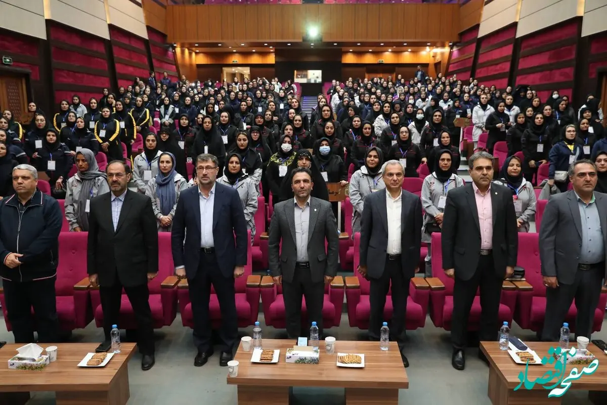 افتتاحیه دومین دوره المپیاد ورزشی بانوان بانک ملی ایران برگزار شد