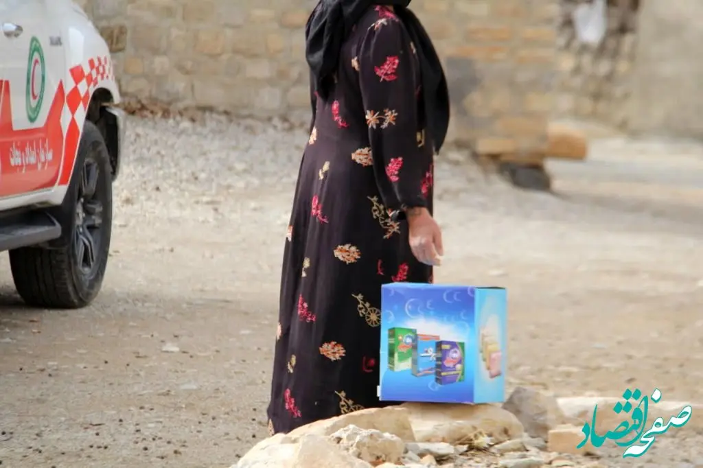 توزیع بسته‌های بهداشتی پاکسان در استان ایلام