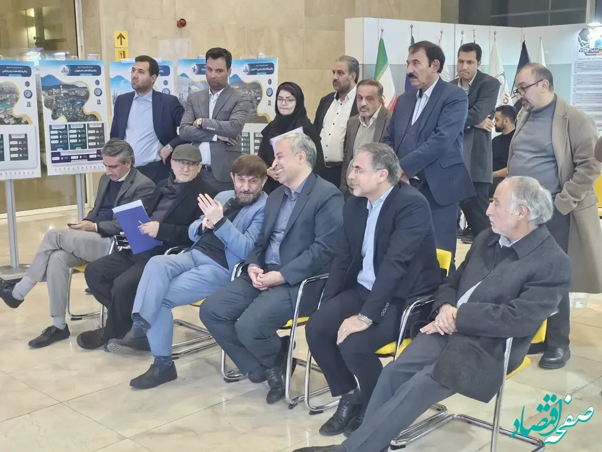 دیدار سرپرست شرکت پالایش نفت تهران با رئیس گروه اقتصادی دفتر مقام معظم رهبری 
