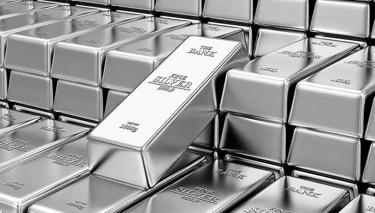 پیش بینی قیمت نقره فردا یکشنبه ۱۶ آذرماه ۱۴۰۴ 