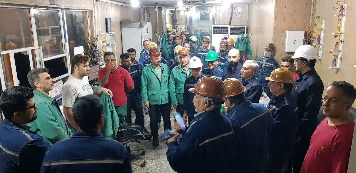  شرکت فولاد خوزستان با وجود نیروی متعهد، متخصص و نخبه، پله های ترقی را با سرعت طی نموده است