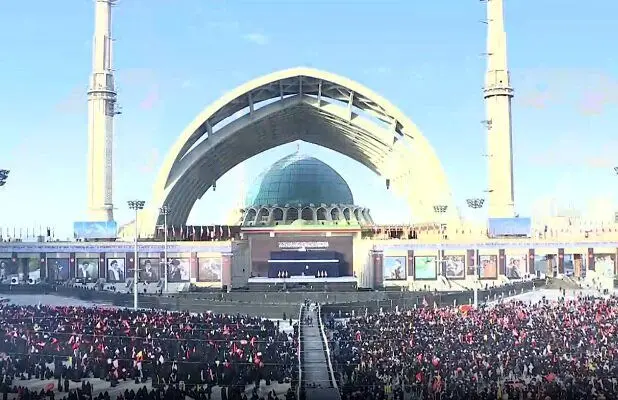 آغاز وداعی به وسعت یک ملت؛ حضور پرشور مردم در بدرقه رهبر شهید