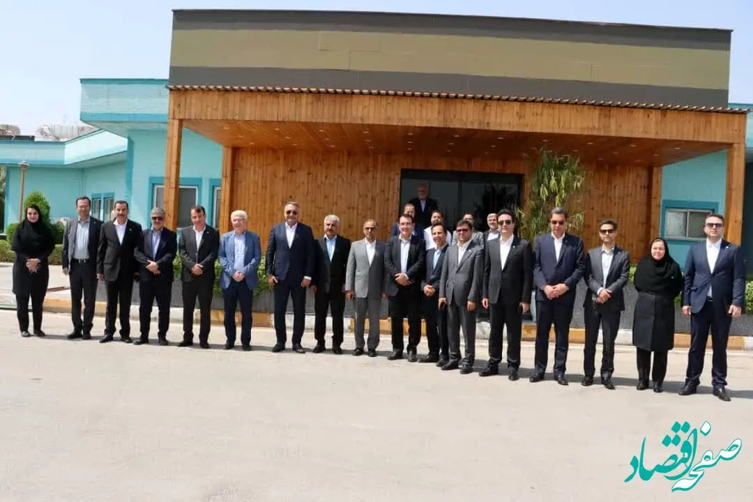 حرکت پتروشیمی اروند در مسیر توسعه مالی با همکاری بانک تجارت