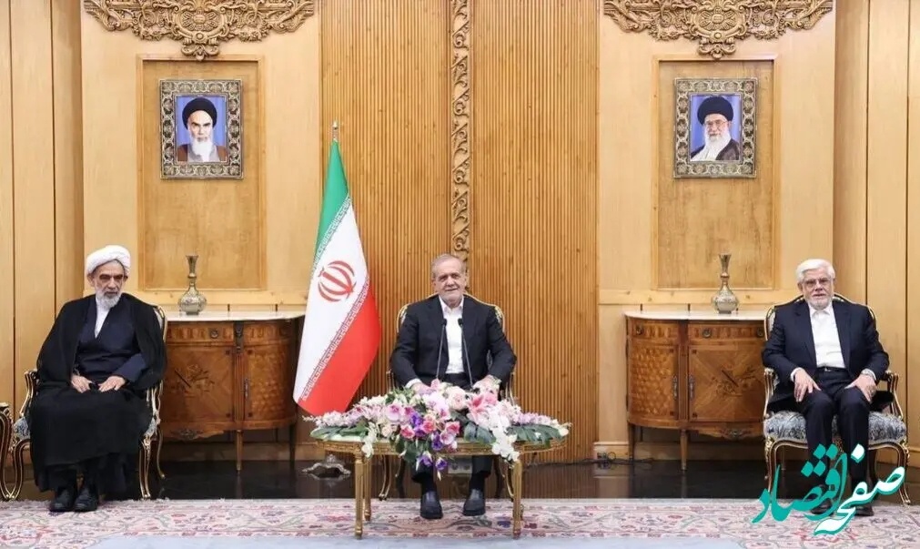 باز میکروفون حسابی برای پزشکیان گل کاشت؛ ما را به دیپلماسی وادار می کنند که بلد نیستیم /خیلی خراب نکردم که؟