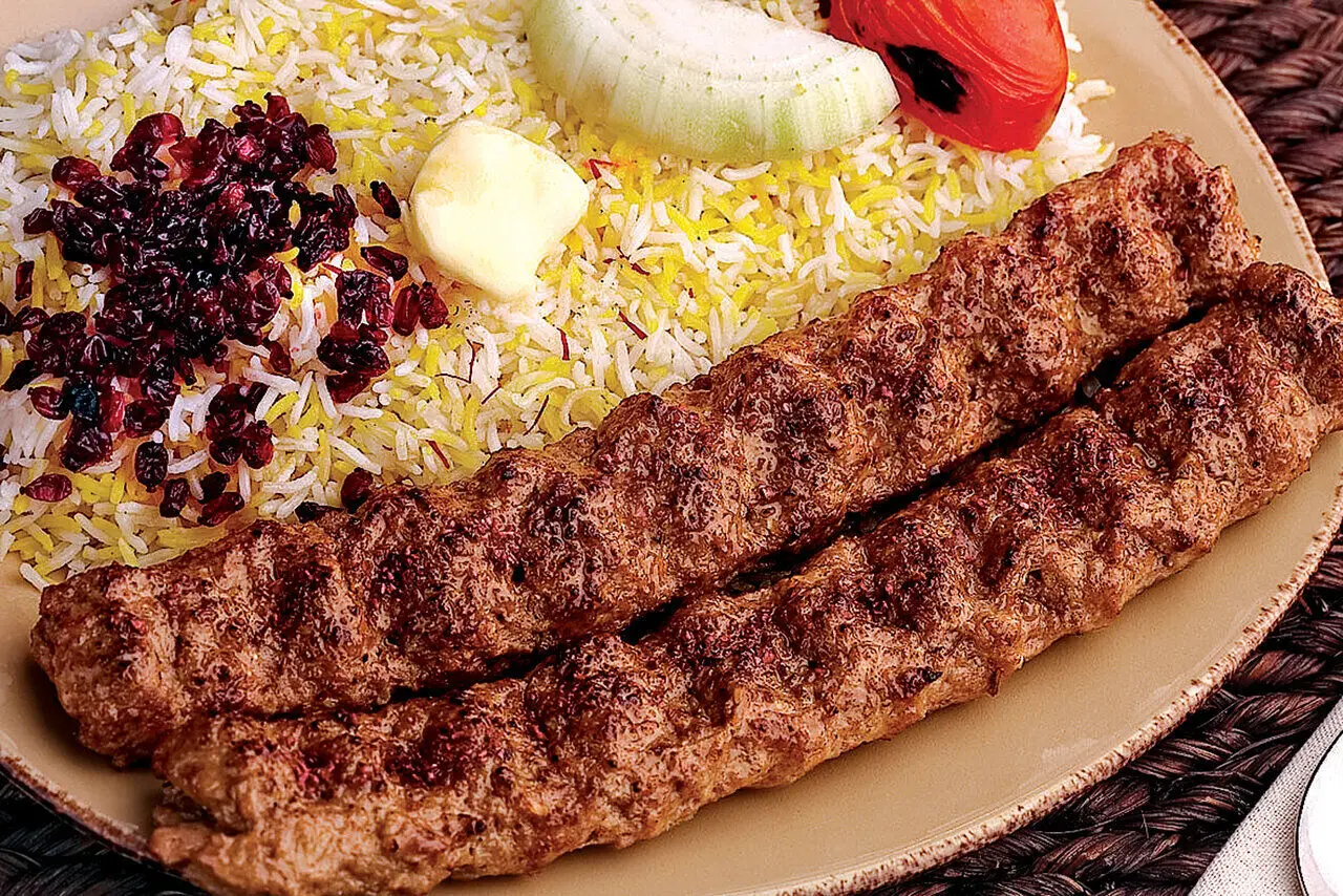 آیا قیمت کباب مانند طلا و دلار لحظه ای شد؟ + عکس