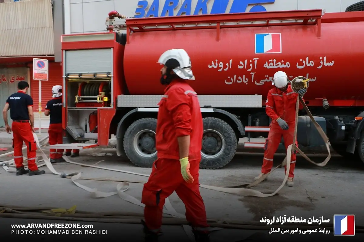 مهار سریع آتشسوزی خودرو در پارکینگ بزرگ شلمچه