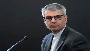 خبر فوری | ناوشکن آمریکایی با هشدار قاطع ایران از تنگهٔ هرمز فرار کرد