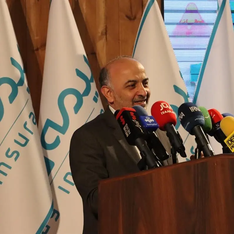 مدیرعامل بیمه دی در همایش تجلیل از همسران و مادران شهدای اقتدار: دیجیتالی شدن کامل ارزیابی خسارت در بخش درمان و خودرو گام مهم بیمه دی در مسیر خدمت به مردم