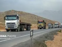 با مجوز منطقه آزاد چابهار ۱۵۰۰ کامیون در راه چابهار - افغانستان/ کاهش هزینه حمل‌ونقل با ناوگان جدید