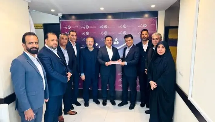 مراسم معارفه رئیس شعبه شیراز بیمه آرمان برگزار شد