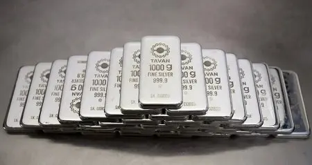 ۳۱۵ کیلوگرم شمش نقره در بورس کالا معامله شد