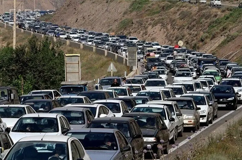 وضعیت ترافیکی آزاد راه تهران - شمال و جاده چالوس امروز پنجشنبه ۱۹ بهمن ماه ۱۴۰۲ | ترافیک سنگین در این محدوده