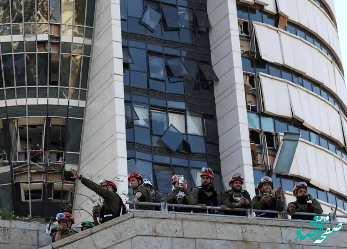 تصویری خاص از تخریب یک ساختمان حکومتی در اسرائیل که در جهان خبرساز شد