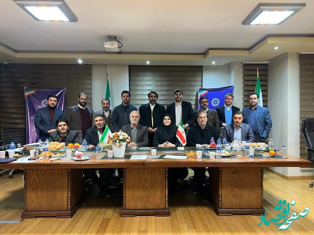 اولین نشست مشترک اعضای هیات رئیسه و معاونین جدید مجمع مشاوران نمایندگان مجلس + عکس