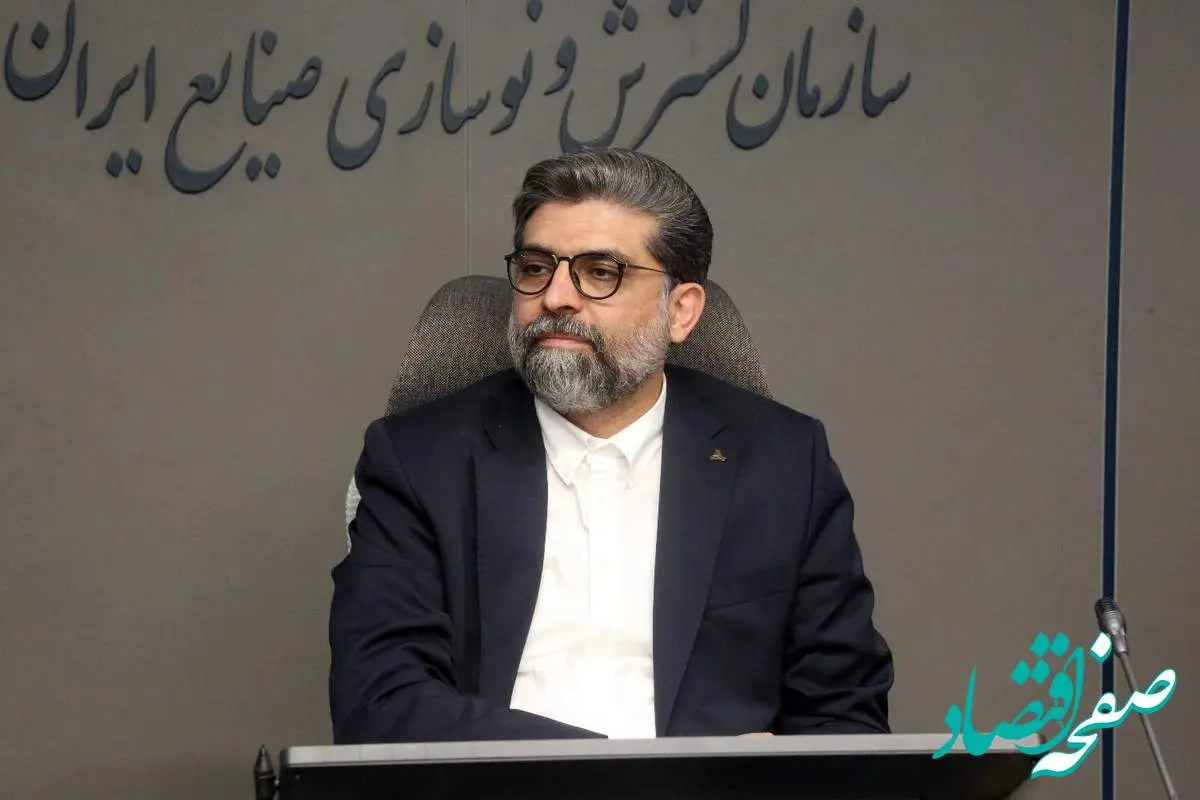 عرضه خودرو در بورس؛ منافع احتمالی تولیدکنندگان در گرو زیان خالص مردم