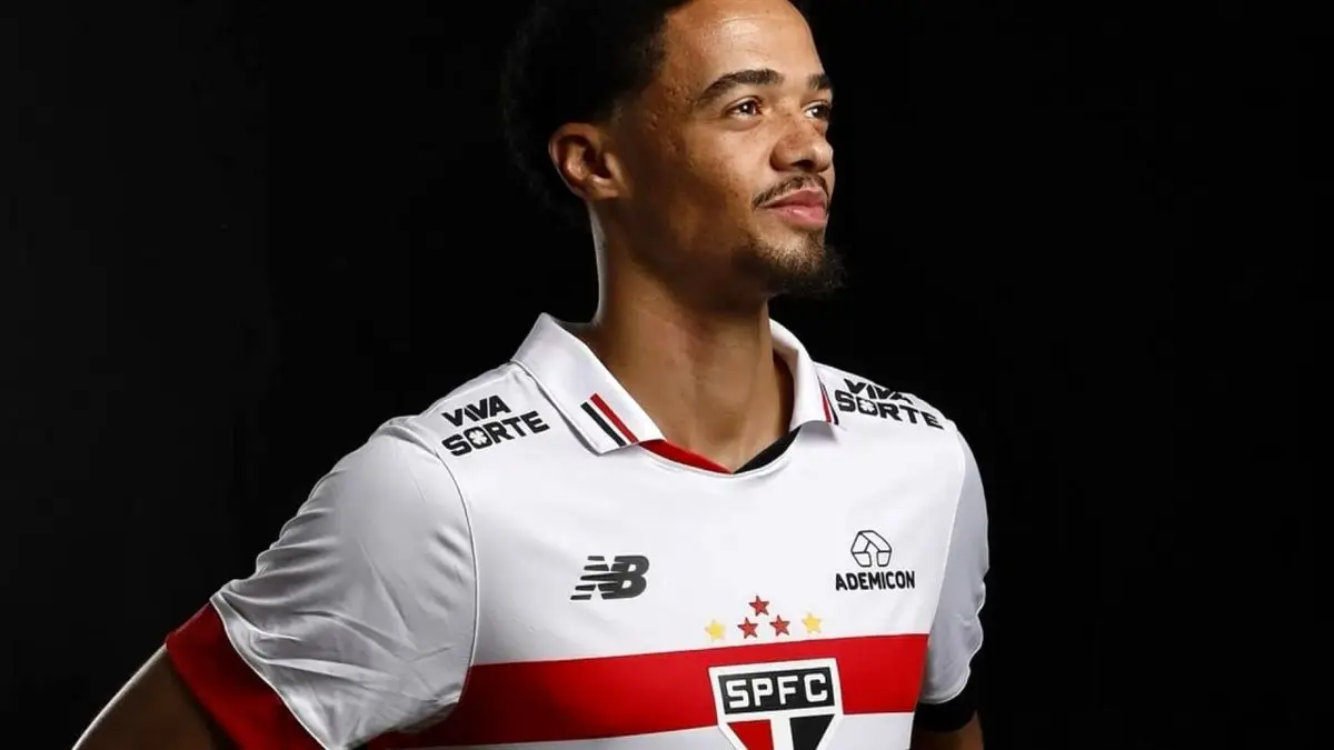 انفجار در نقل و انتقالات پرسپولیس: بازیکن نیوکاسل در آستانه پرسپولیسی شدن!