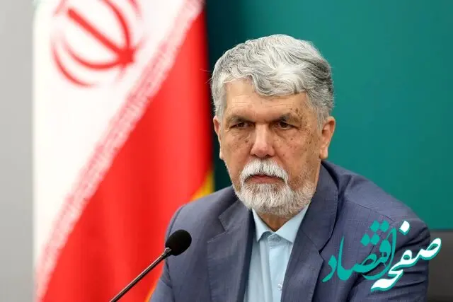 واکنش تند وزیر ارشاد به تخلیه آرامگاه خیام