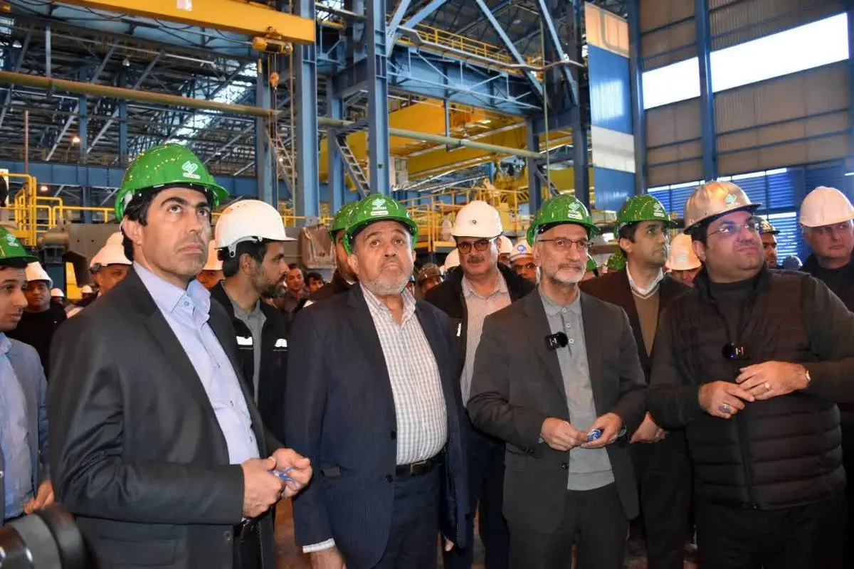 تولید نخستین شمش فولاد غدیر نیریز؛ به زودی