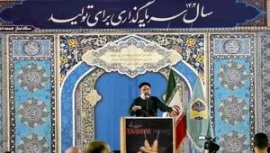 حضور این امام جمعه معروف با لباس نظامی به مصلی + تصویر