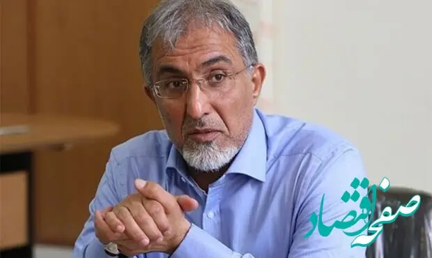 جامعه کارگری و بخش قابل توجهی از کارکنان دولت زیر خط فقر قرار می‌گیرند