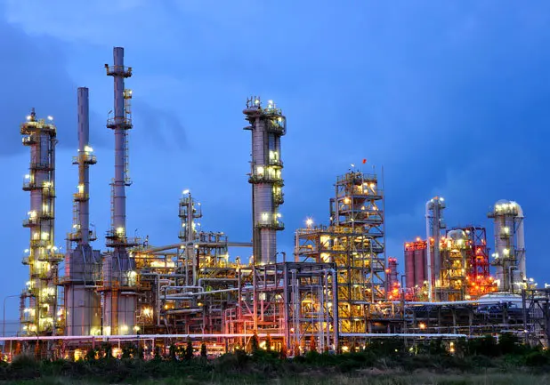 بیکاری ۲ هزار نفر بخاطر تعطیلی پتروشیمی دهلران