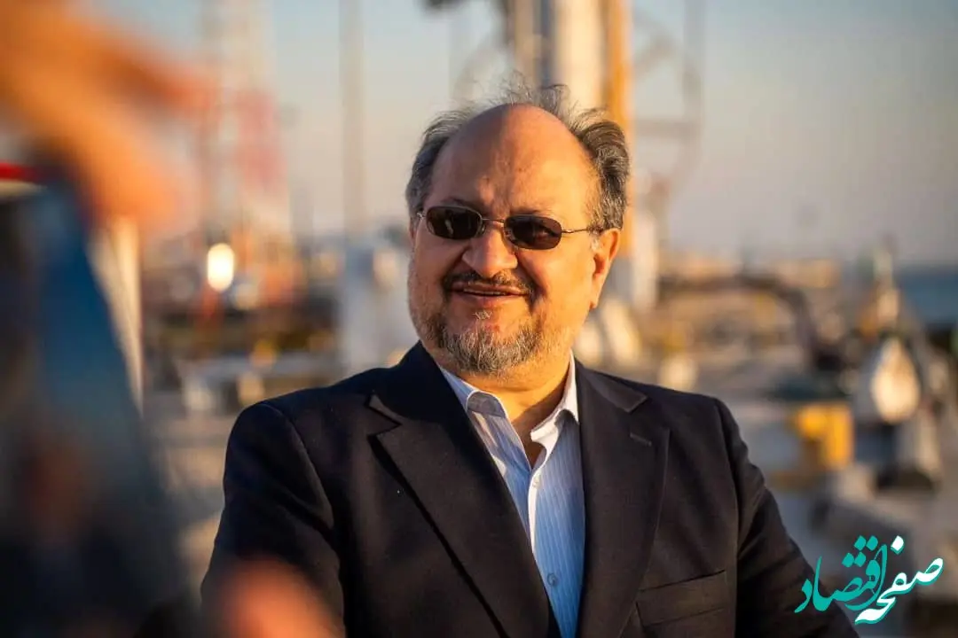 شریعتمداری: هلدینگ خلیج‌فارس ۱۰۰ درصد تعهدات ارزی خود را انجام داده است