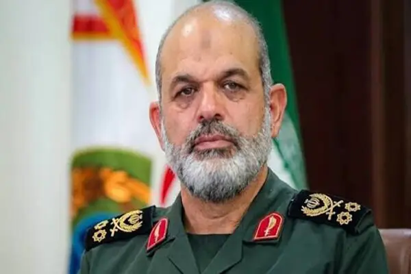 فرمانده کل سپاه: ارتش مسلح جهان در برابر رزمندگان اسلام زانو زد
