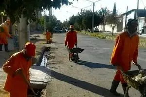 واقعا چرا؟ | کارگران شهرداری ایرانشهر امسال هم عیدی نگرفتیم! 