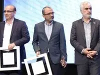 اهدای تندیس برنزی پتروفن ۱۴۰۲ به پتروشیمی فن‌آوران