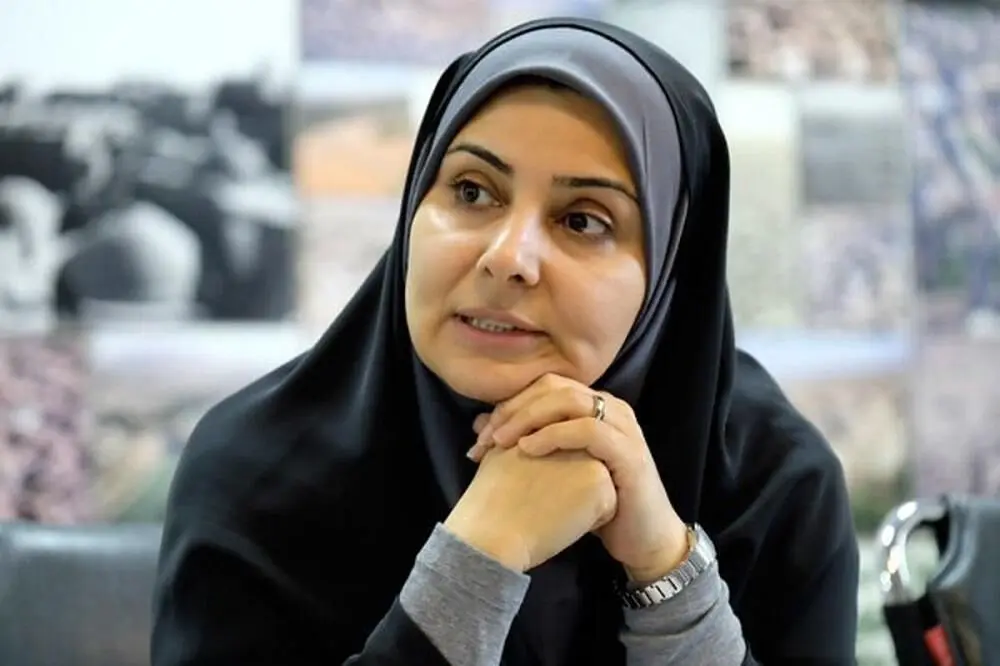 احضار فرزانه صادق به مجلس