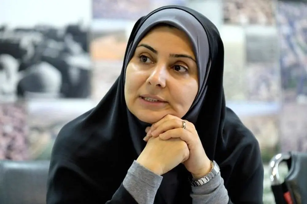 احضار فرزانه صادق به مجلس