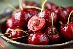 این همه خواص جادویی و درمانی گیلاس را حتما بشناسید