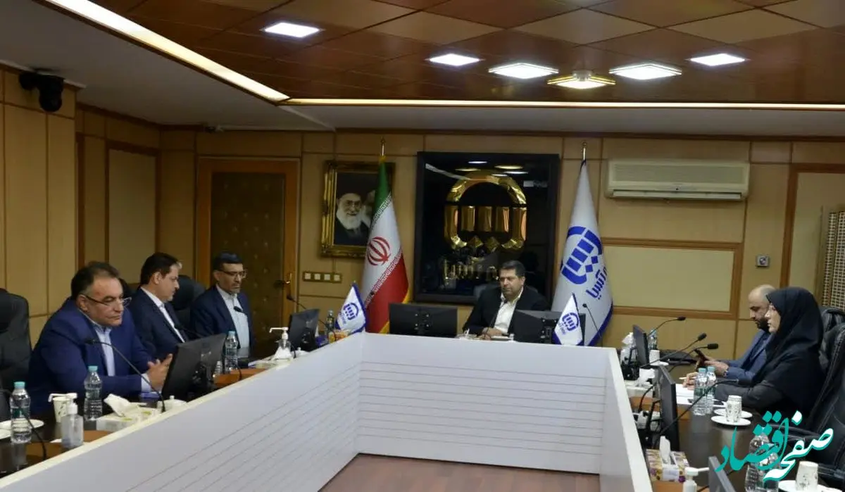 برگزاری جلسه هم اندیشی روسای شعب استانی بیمه آسیا در سال ۱۴۰۴