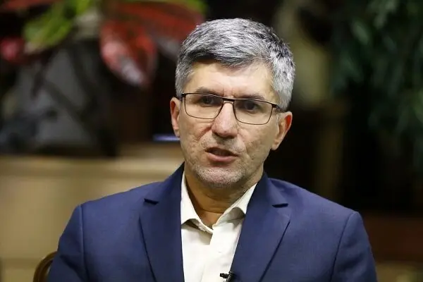 تقدیر معاون فناوریهای نوین بانک مرکزی جمهوری اسلامی ایران از پست بانک ایران به خاطر رونمایی از ریال دیجیتال