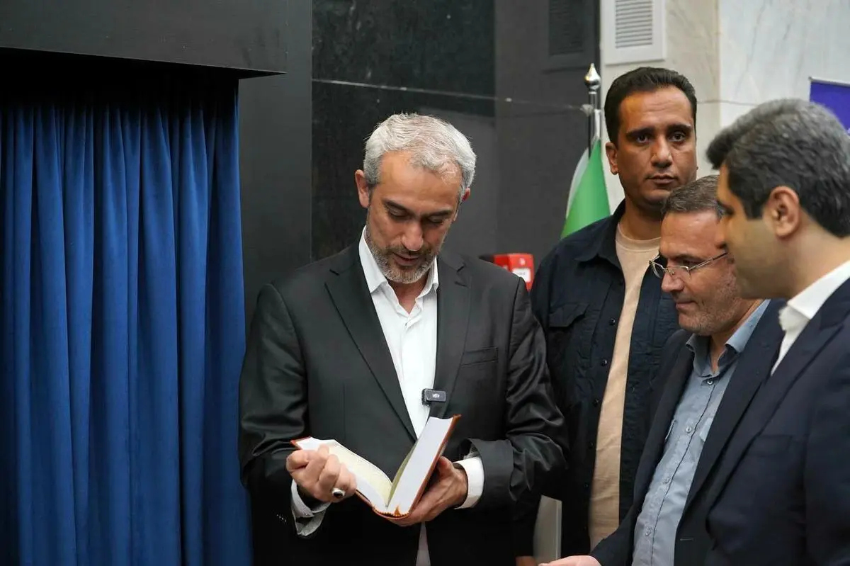 وزیر اقتصاد با تقدیر از سیمیدکو، آغاز معاملات گندله سنگ‌آهن را در بورس کالا اعلام کرد