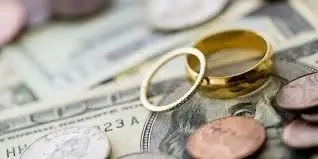 زنان بدون حق طلاق و حضانت؛ آیا مهریه آخرین سپر زنان است؟ | چرا تعیین سقف مهریه به ۱۴ سکه، جامعه زنان را به چالش می‌کشد؟
