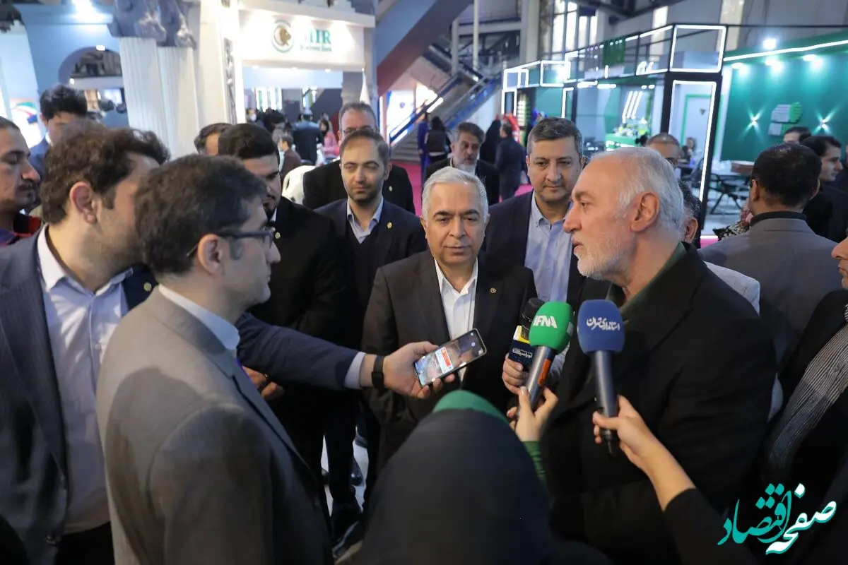 استاندار تهران: بانک ملی ایران در توسعه اقتصادی کشور نقش بسزایی دارد