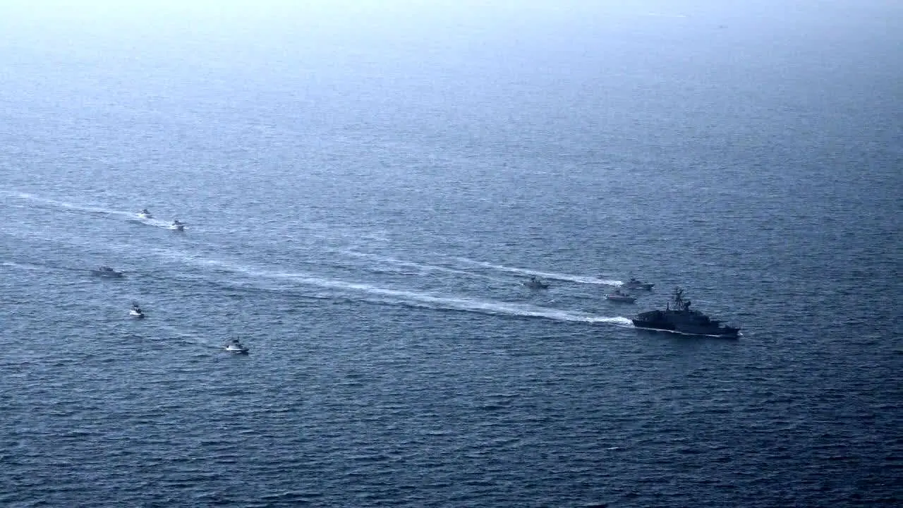 بحران مالی در کمین اقتصاد جهانی/ تردد در تنگه هرمز به این زودی عادی نمی شود